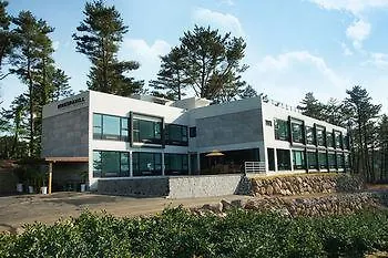 *** Hotel Ninespavill Jeju Sydkorea
