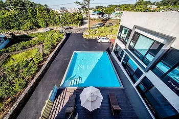 Ninespavill Jeju